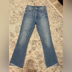Mother denim size 27 Hustler 2 step ankle fray jeans